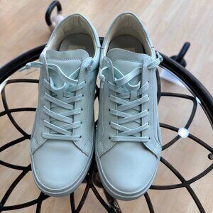 Dolce Vita 360 Sneakers Recycled Seafoam Green Leather 9 New